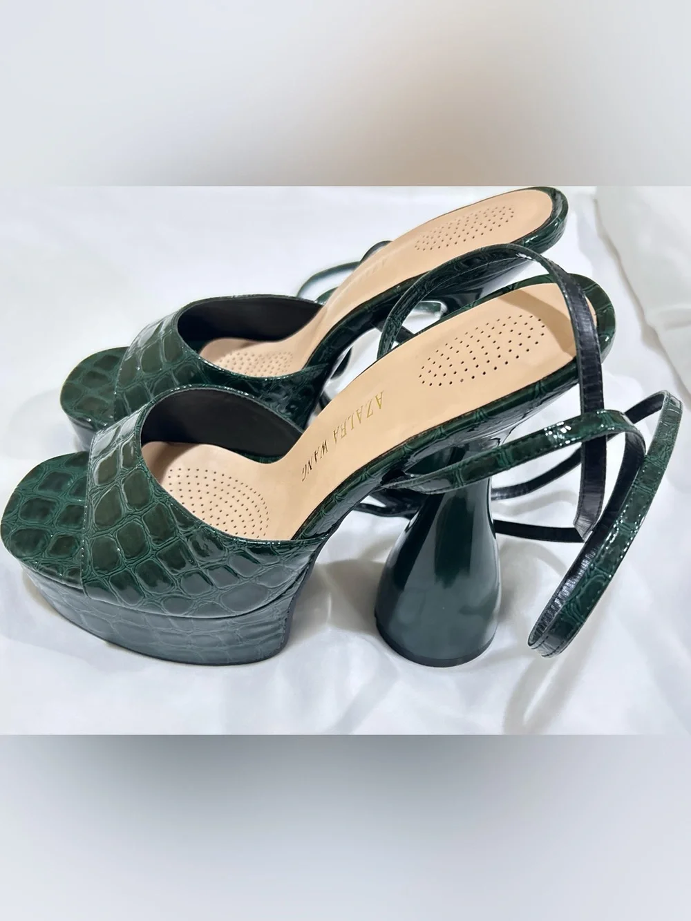 Azalea Wang Wake the Neighbors Chunky Platform Sandals Green Croc Y2K Sz 8.5